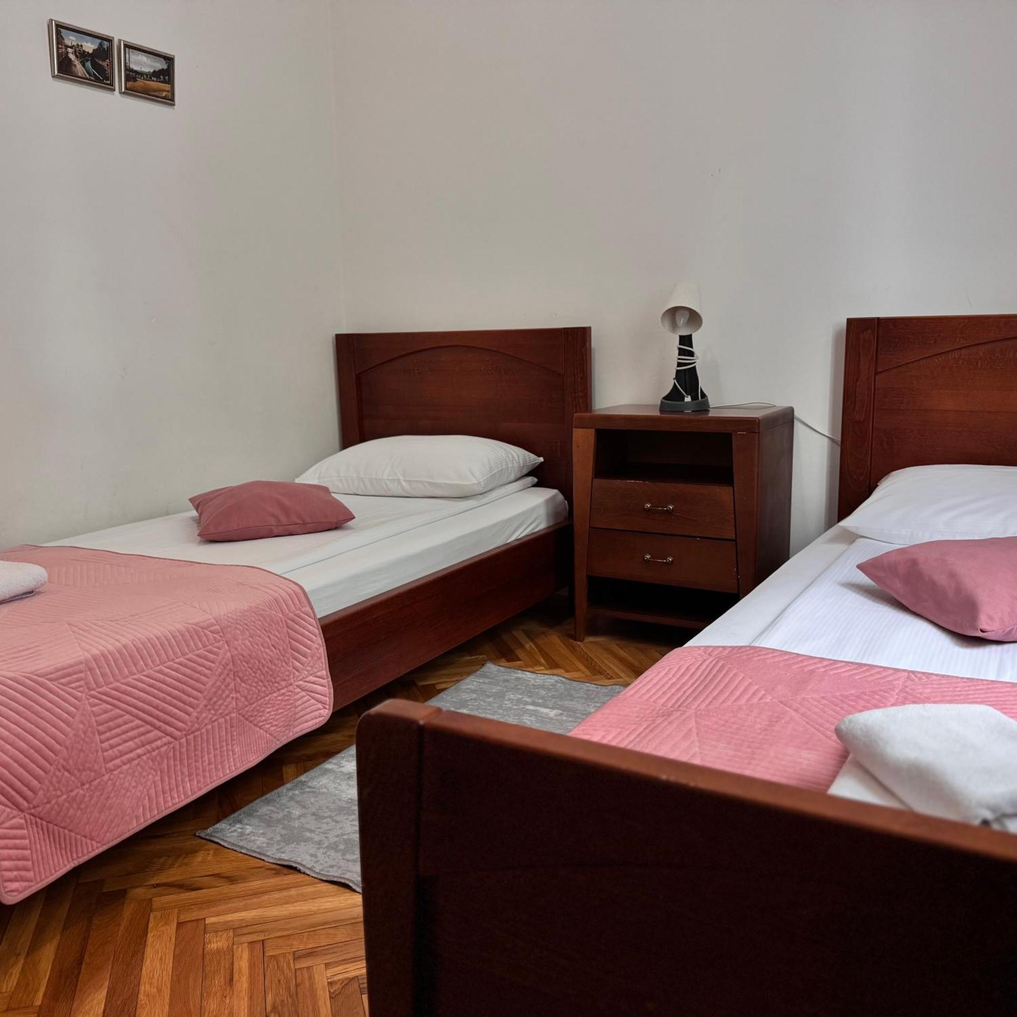 Hotel Paviljon Bihac Ngoại thất bức ảnh