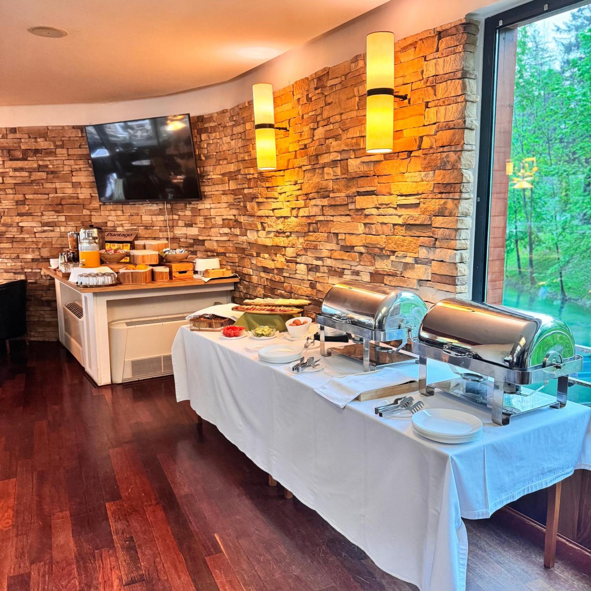 Hotel Paviljon Bihac Ngoại thất bức ảnh