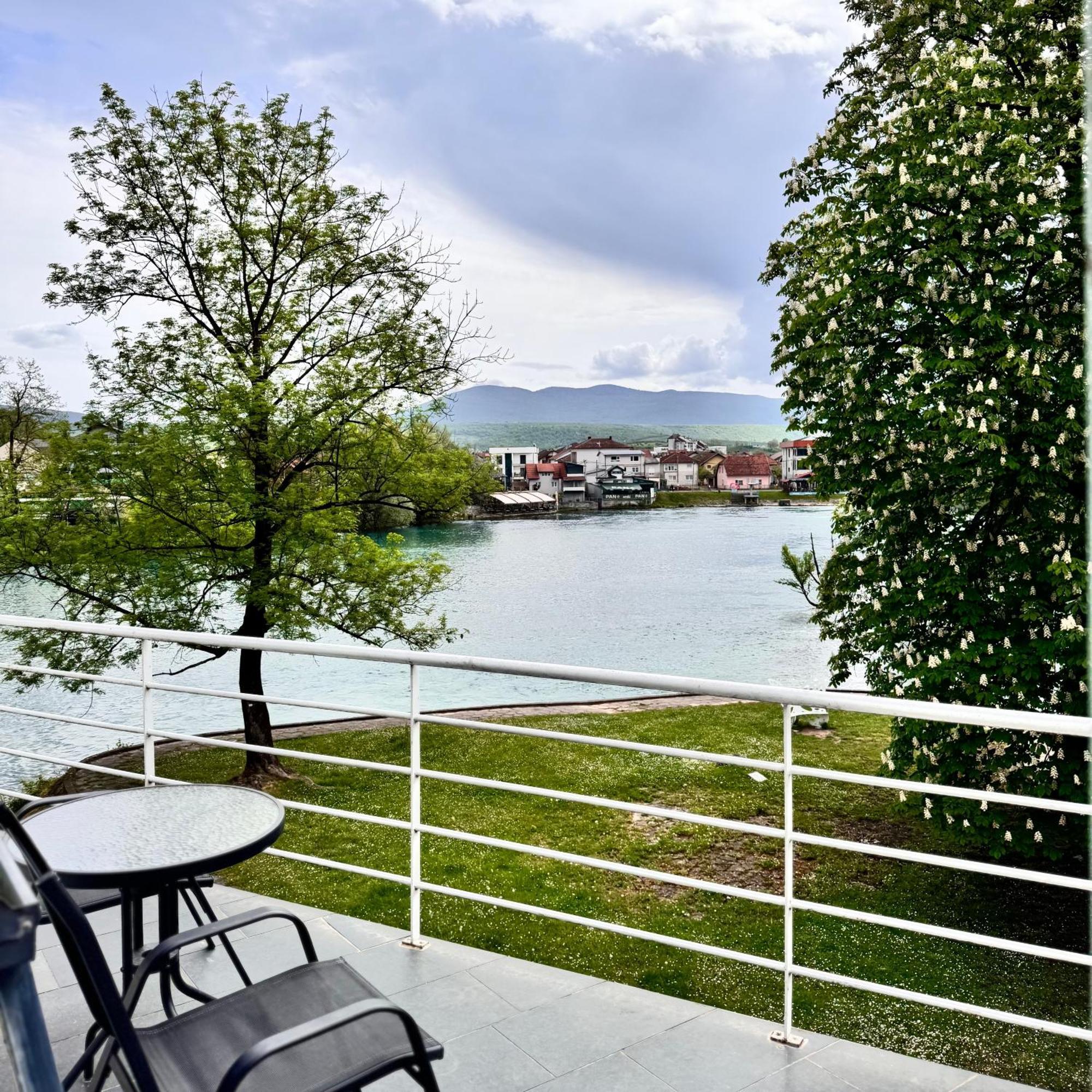 Hotel Paviljon Bihac Ngoại thất bức ảnh