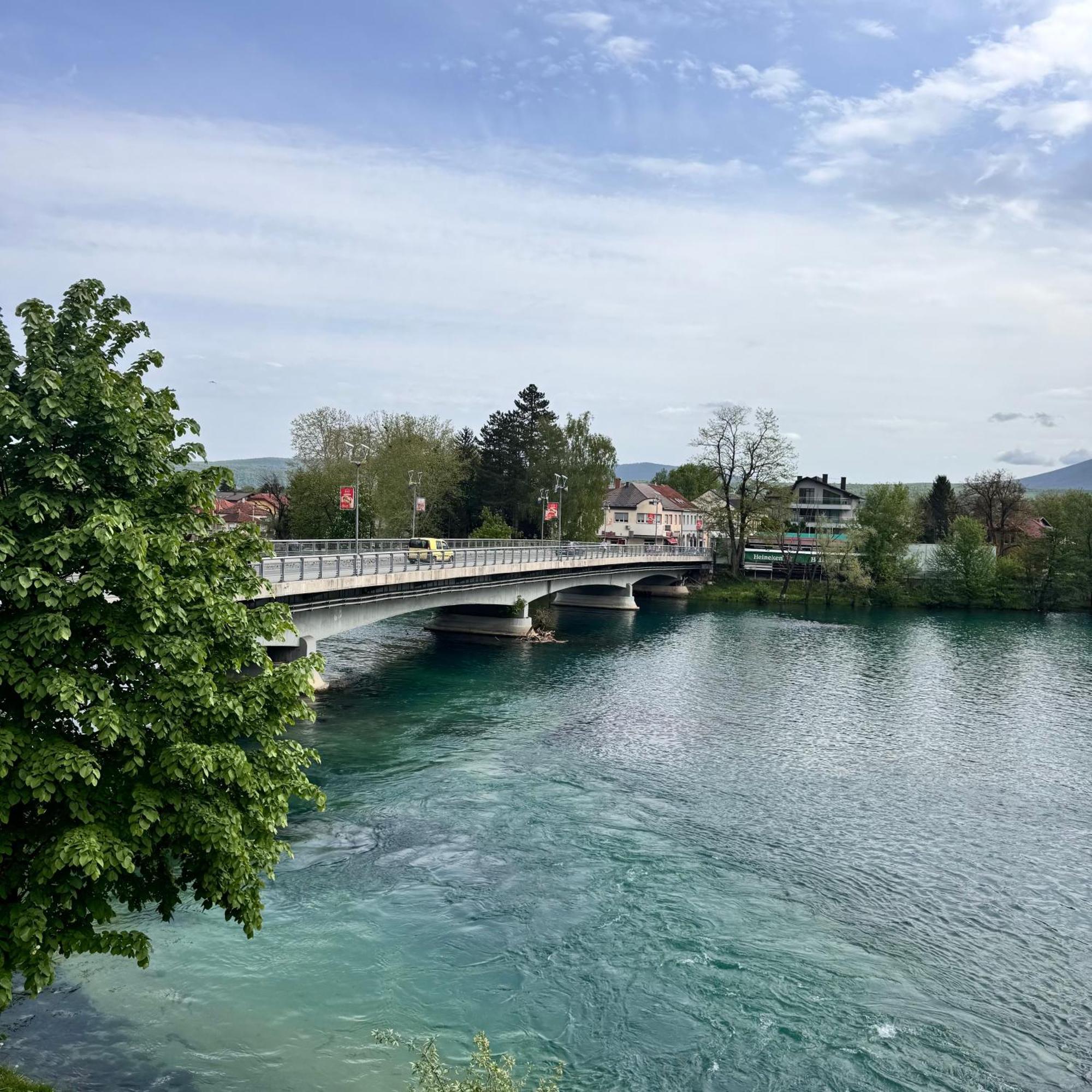 Hotel Paviljon Bihac Ngoại thất bức ảnh