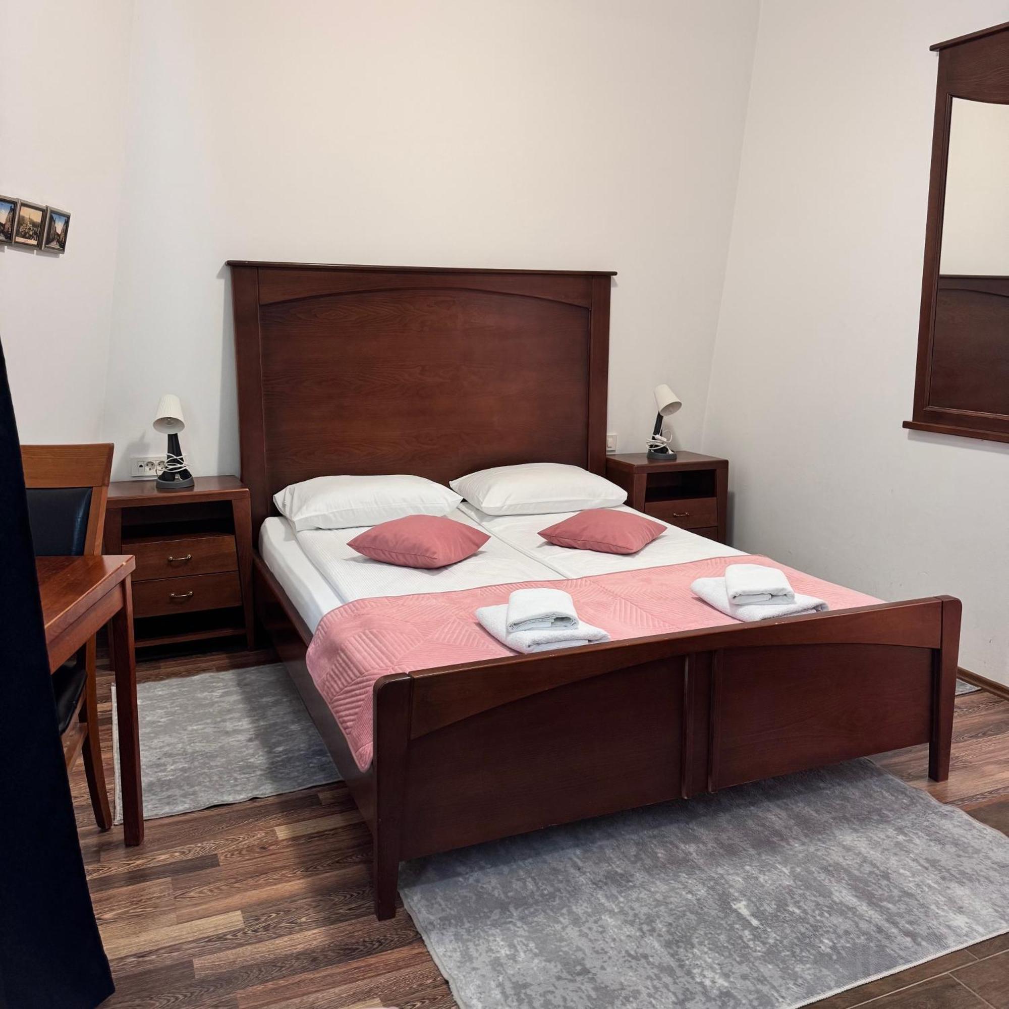 Hotel Paviljon Bihac Ngoại thất bức ảnh